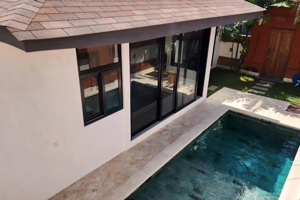 Cozy New Villa With Nature Vibes, Include Motorbike Legian