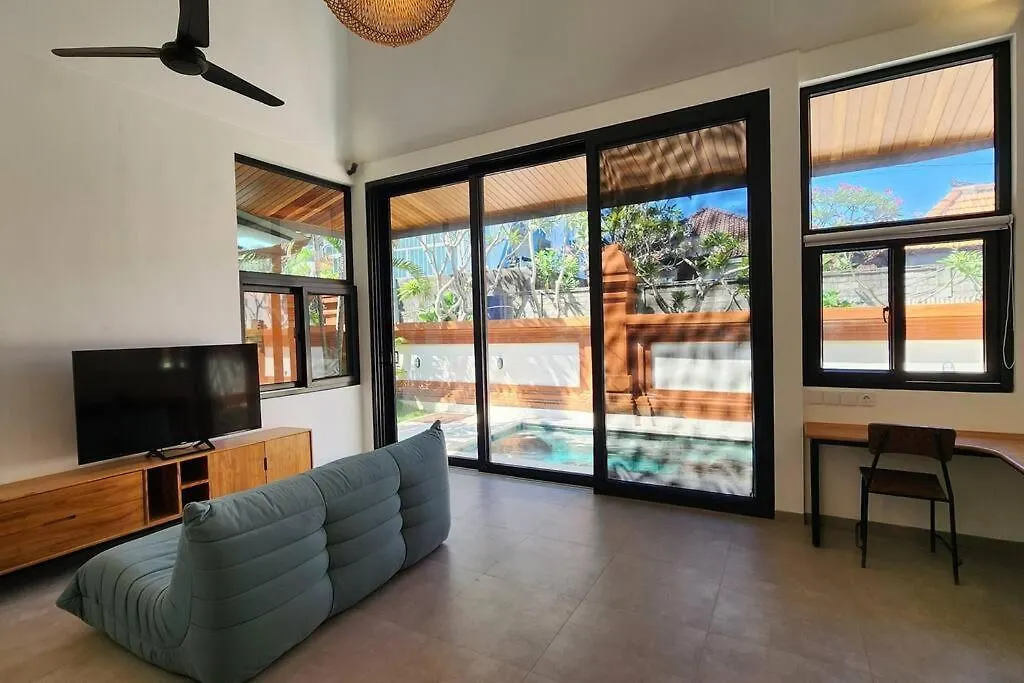 Cozy New Villa With Nature Vibes, Include Motorbike Legian