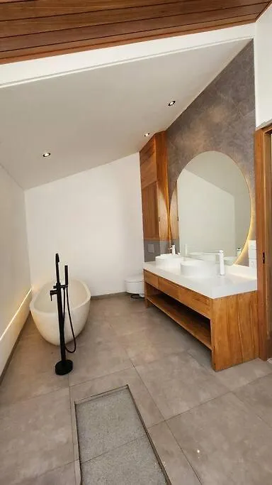 Cozy New Villa With Nature Vibes, Include Motorbike Legian   Legian (Bali)